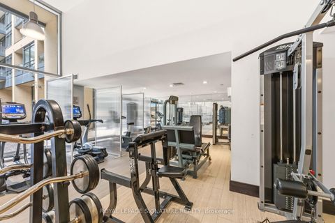 Photo 15 at 712 - 438 King Street W, Waterfront Communities C1, Toronto