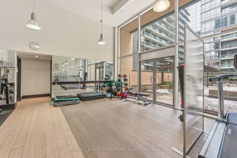 Photo 18 at 712 - 438 King Street W, Waterfront Communities C1, Toronto