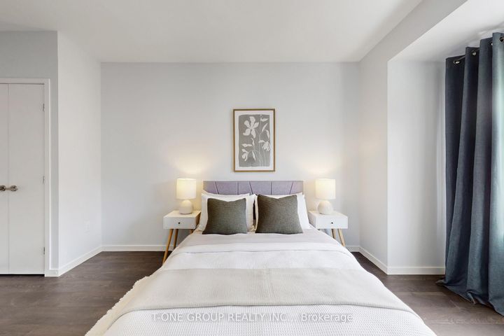 Photo 22 at 27 Genuine Lane, Doncrest, Richmond Hill