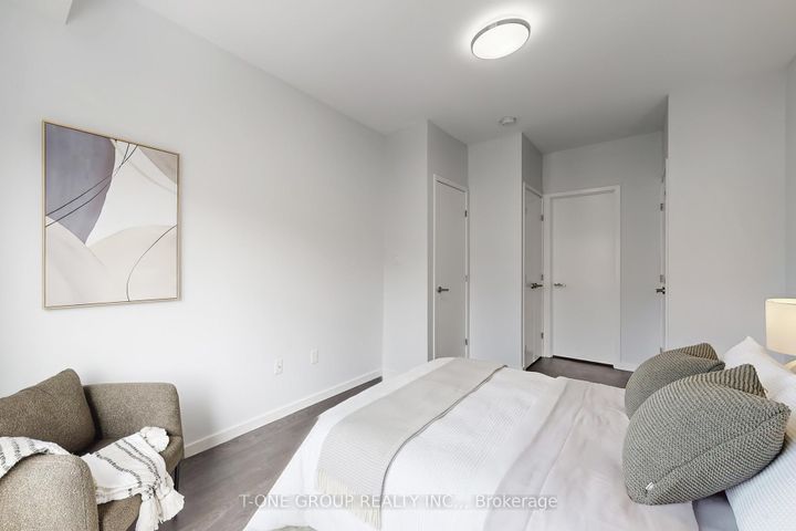 Photo 23 at 27 Genuine Lane, Doncrest, Richmond Hill