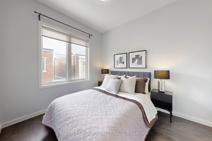 Photo 24 at 27 Genuine Lane, Doncrest, Richmond Hill