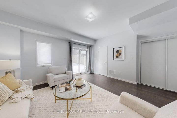 Photo 30 at 27 Genuine Lane, Doncrest, Richmond Hill