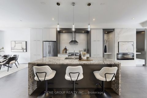 Photo 1 at 27 Genuine Lane, Doncrest, Richmond Hill