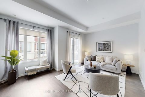 Photo 2 at 27 Genuine Lane, Doncrest, Richmond Hill