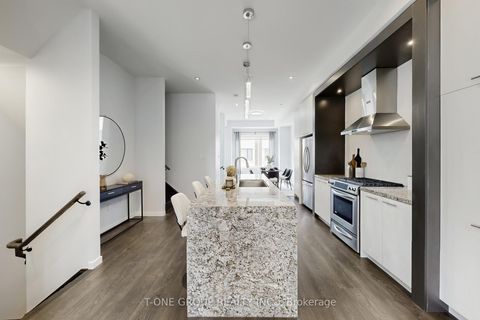 Photo 12 at 27 Genuine Lane, Doncrest, Richmond Hill