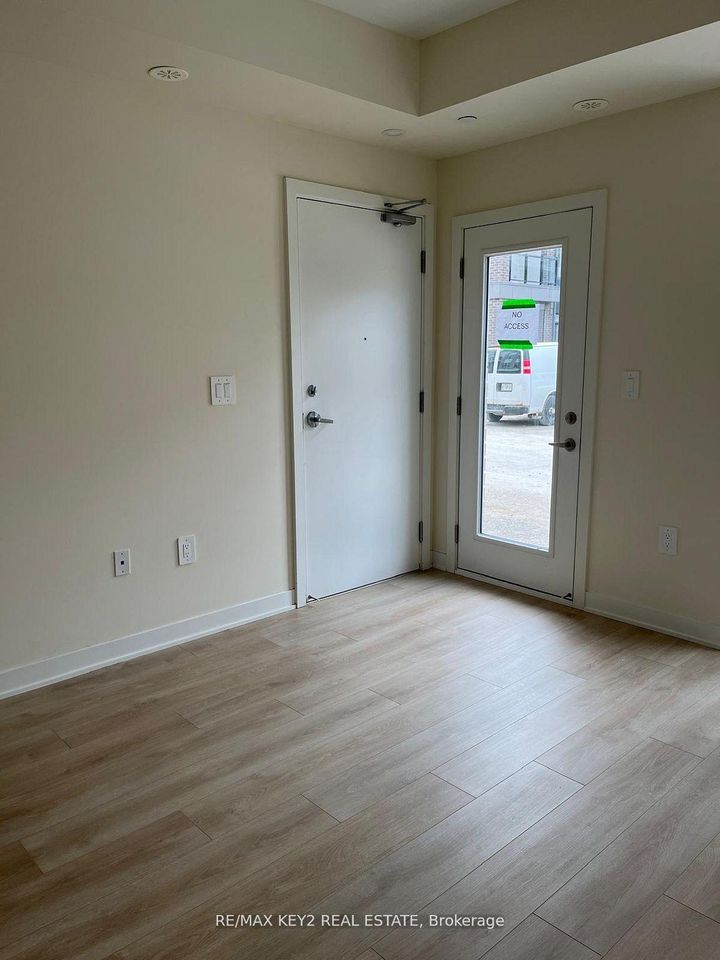 Photo 9 at 230 - 1695 Dersan Street, Duffin Heights, Pickering