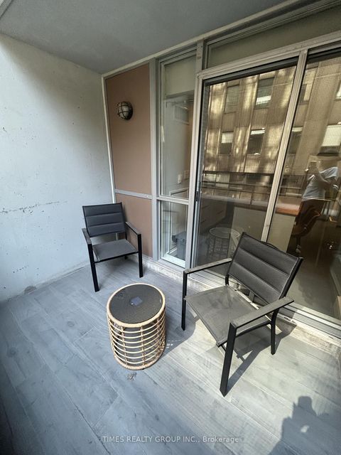 Photo 8 at 301 - 80 Cumberland Street, Annex, Toronto