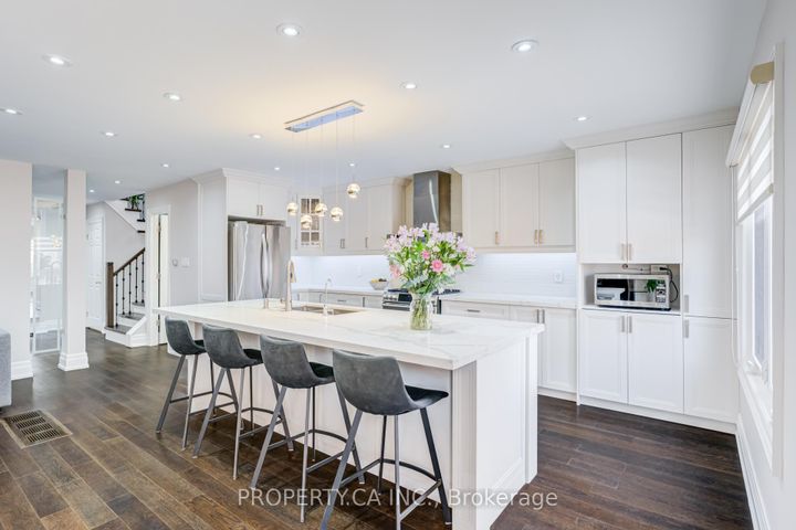 Photo 10 at 150 Brookmill Drive, Brownridge, Vaughan