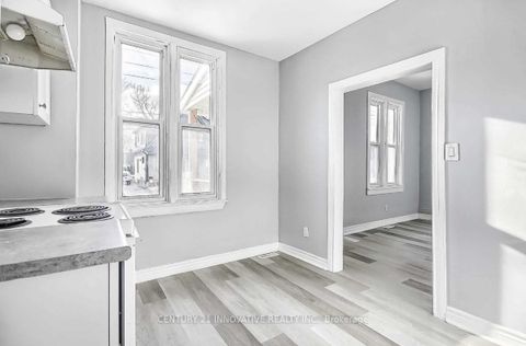 Photo 3 at 211 Albert Street, Central, Oshawa