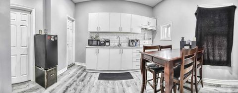 Photo 10 at 211 Albert Street, Central, Oshawa