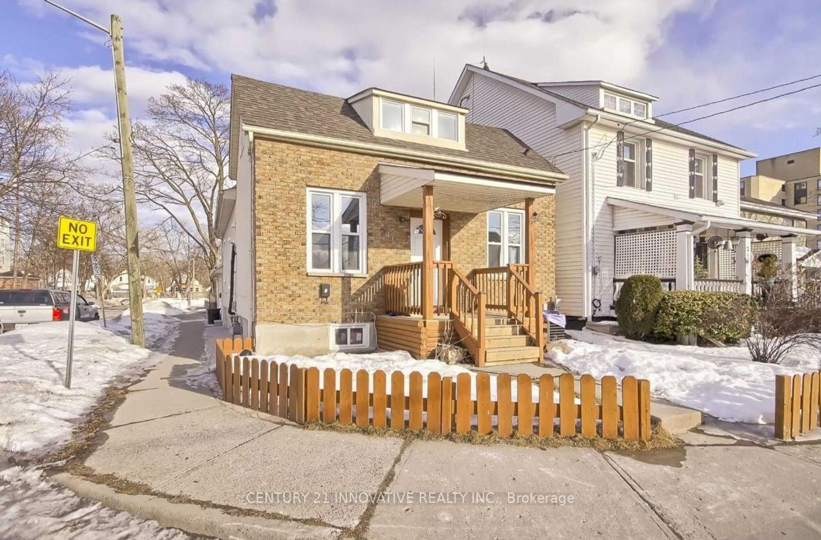 211 Albert Street, Central, Oshawa 