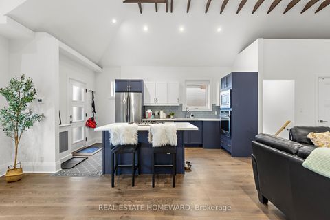 Photo 3 at 14 Bracebridge Avenue E, Lumsden, Toronto