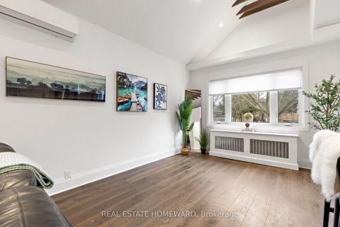 Photo 8 at 14 Bracebridge Avenue E, Lumsden, Toronto