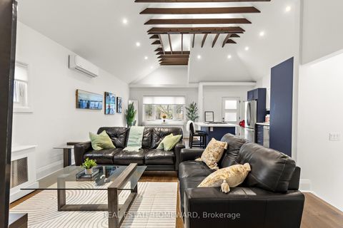 Photo 10 at 14 Bracebridge Avenue E, Lumsden, Toronto