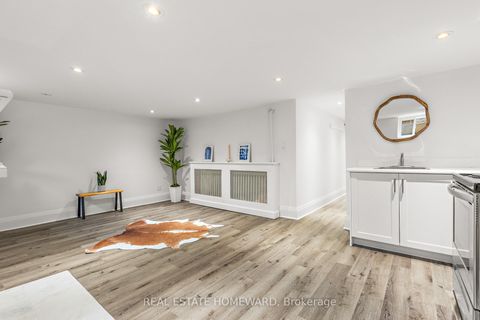 Photo 21 at 14 Bracebridge Avenue E, Lumsden, Toronto