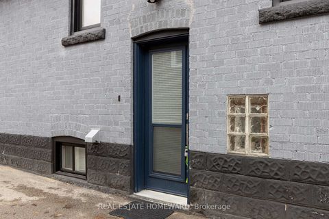 Photo 24 at 14 Bracebridge Avenue E, Lumsden, Toronto