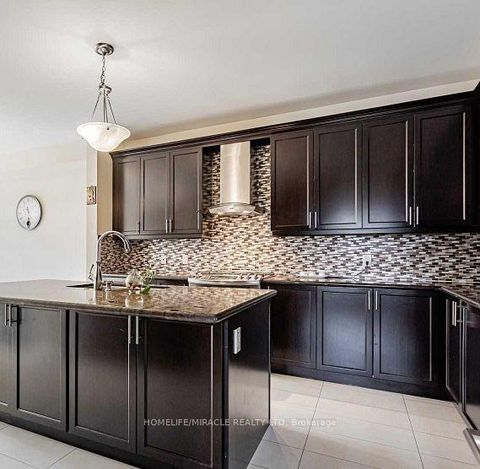 Photo 1 at 170 Maxwell Street, Bathurst Manor, Toronto