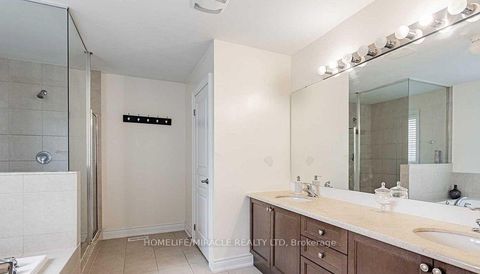 Photo 8 at 170 Maxwell Street, Bathurst Manor, Toronto