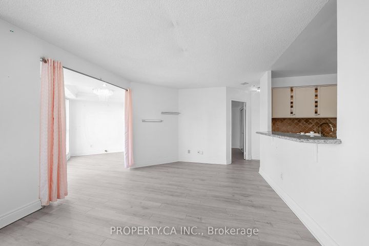 Photo 4 at 526 - 2267 Lake Shore Boulevard W, Mimico, Toronto