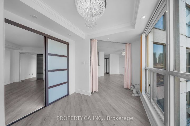 Photo 13 at 526 - 2267 Lake Shore Boulevard W, Mimico, Toronto