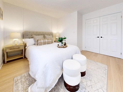 Photo 14 at 149 Kimono Crescent, Rouge Woods, Richmond Hill