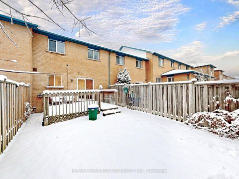 Photo 27 at 149 Kimono Crescent, Rouge Woods, Richmond Hill