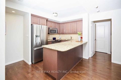 Photo 3 at 1305 - 900 Mount Pleasant Road, Mount Pleasant West, Toronto