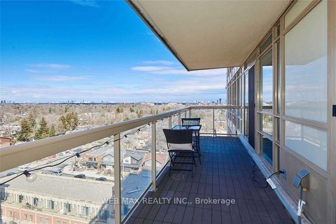 Photo 12 at 1305 - 900 Mount Pleasant Road, Mount Pleasant West, Toronto