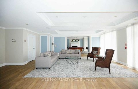 Photo 15 at 1305 - 900 Mount Pleasant Road, Mount Pleasant West, Toronto