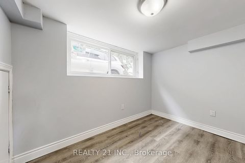 Photo 27 at 125 S Woodrow Boulevard, Cliffside, Toronto