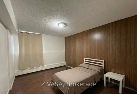 Photo 11 at 113 - 320 Dixon Road, The Westway, Toronto
