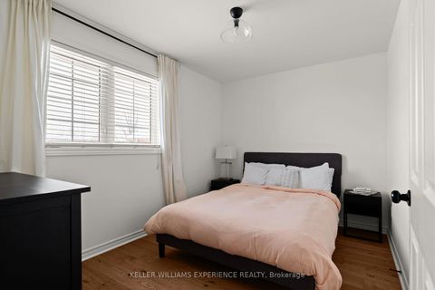 Photo 19 at 102 Country Lane, Painswick South, Barrie