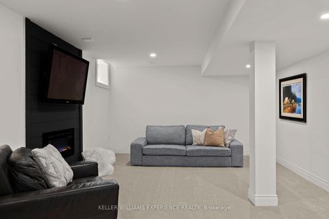 Photo 23 at 102 Country Lane, Painswick South, Barrie