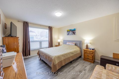 Photo 10 at 213 Wilmot Trail, Bowmanville, Clarington