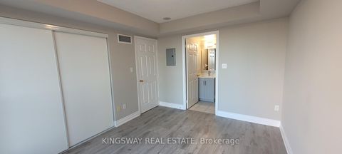 Photo 11 at 812 - 7 Lorraine Drive, Willowdale West, Toronto