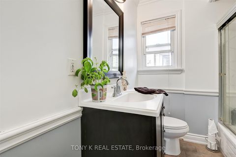 Photo 4 at 654 Grierson Street, O'Neill, Oshawa