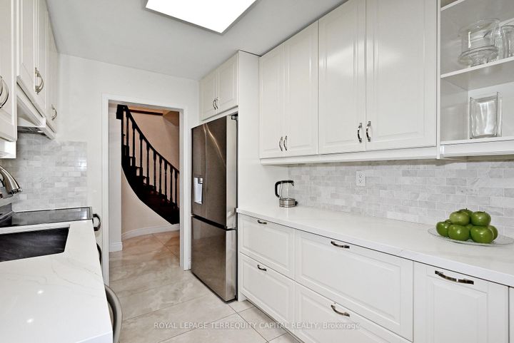 Photo 13 at 69 Wade Gate, Brownridge, Vaughan