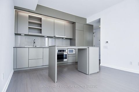 Photo 3 at 2007 - 101 Peter Street, Waterfront Communities C1, Toronto