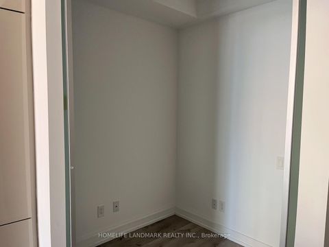 Photo 2 at 507 - 161 Roehampton Avenue, Mount Pleasant West, Toronto