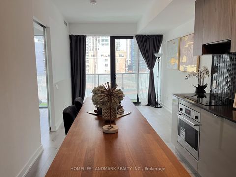 Photo 9 at 507 - 161 Roehampton Avenue, Mount Pleasant West, Toronto