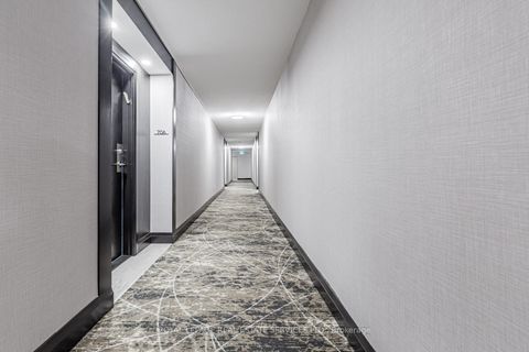 Photo 1 at 706 - 3000 Bathurst Street, Lawrence, Toronto