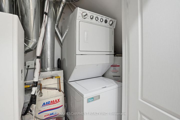 Photo 19 at 13 - 2464 Post Road, RO River Oaks, Oakville