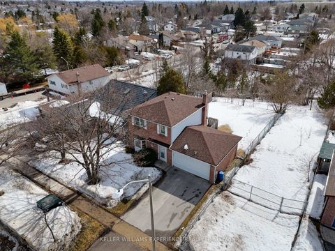 Photo 1 at 233 Little Avenue, Allandale Heights, Barrie