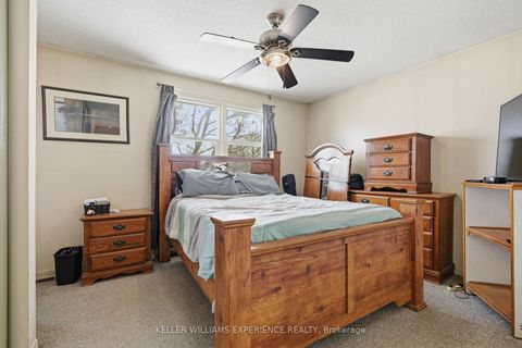 Photo 13 at 233 Little Avenue, Allandale Heights, Barrie