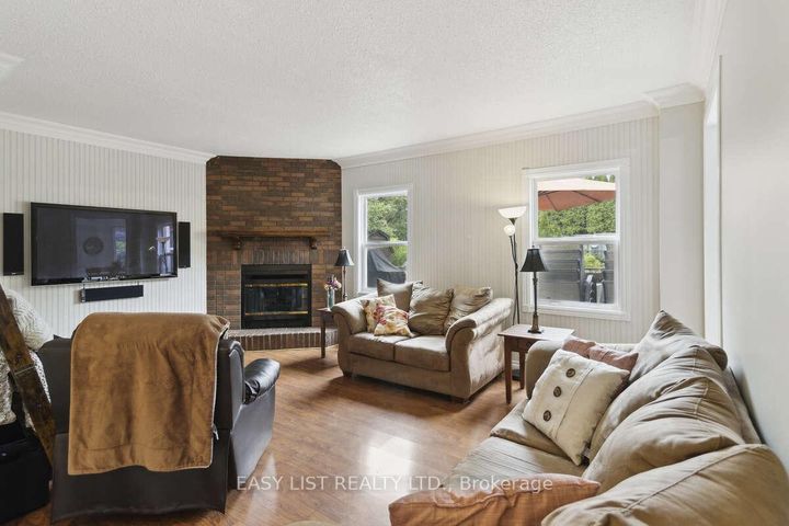 Photo 16 at 31 Bloomfield Trail, Oak Ridges, Richmond Hill