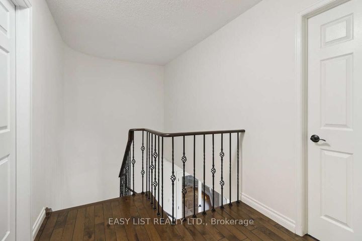 Photo 20 at 31 Bloomfield Trail, Oak Ridges, Richmond Hill