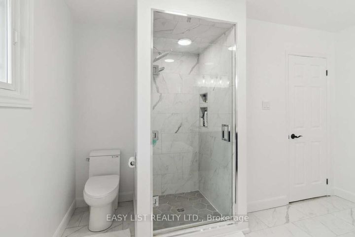 Photo 35 at 31 Bloomfield Trail, Oak Ridges, Richmond Hill