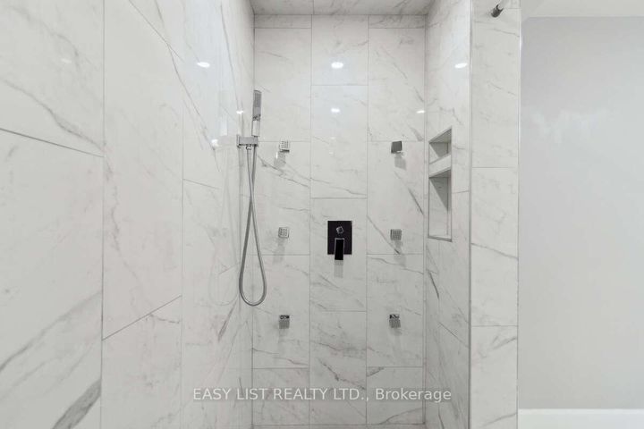 Photo 39 at 31 Bloomfield Trail, Oak Ridges, Richmond Hill