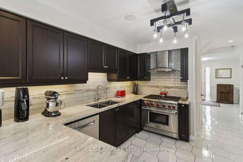 Photo 13 at 31 Bloomfield Trail, Oak Ridges, Richmond Hill