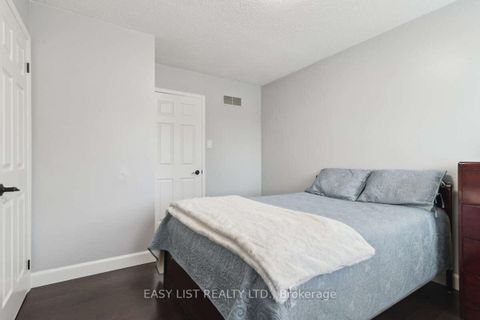 Photo 23 at 31 Bloomfield Trail, Oak Ridges, Richmond Hill